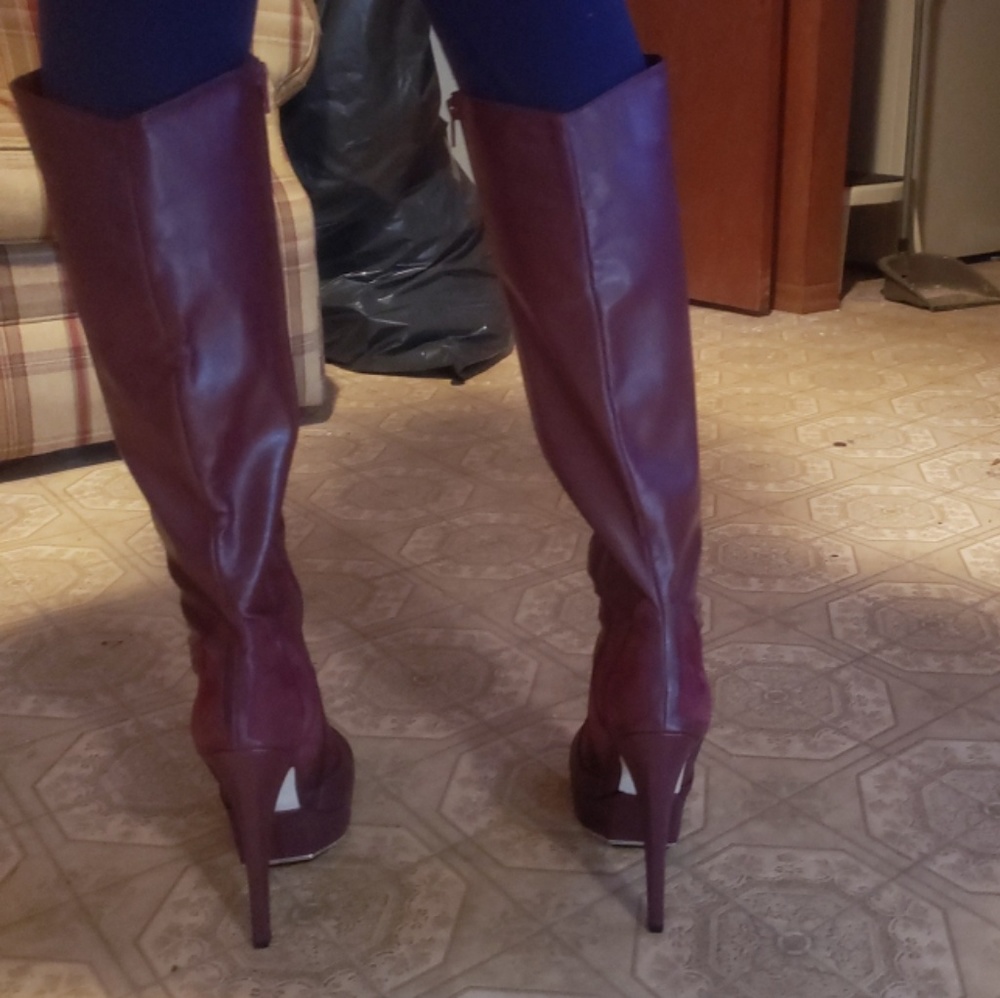 Knee High Platform Boot - Picture 7 of 8